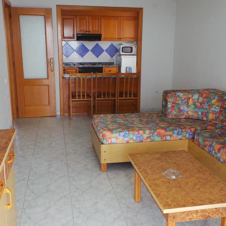 Apartamentos Beni-Beach - Apartamento de 2 dormitorios con vistas al mar (4-6 adultos) - 5