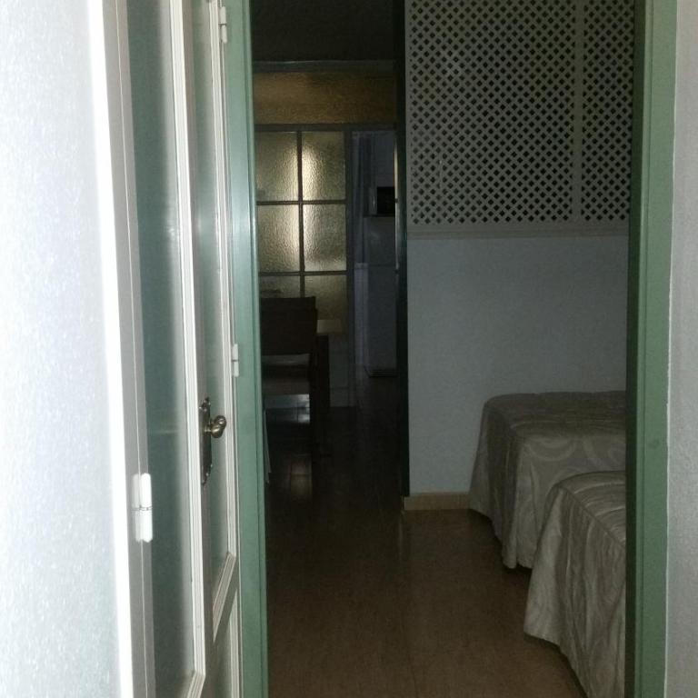 Apartaments Geminis - Studio with Terrace (2 Adults) - 7