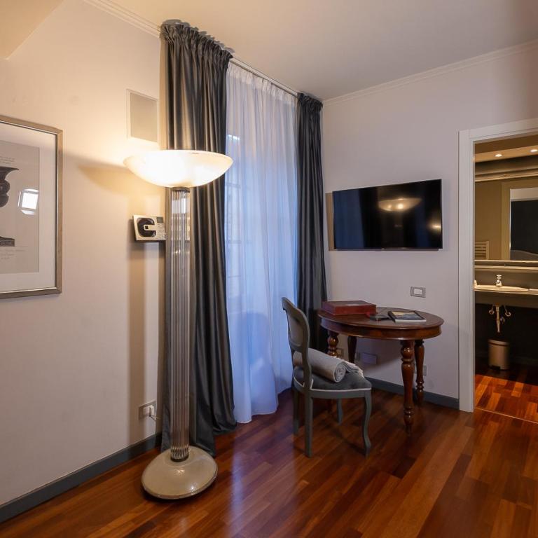 The Tuscanian Hotel - Camera Matrimoniale Classic - 5