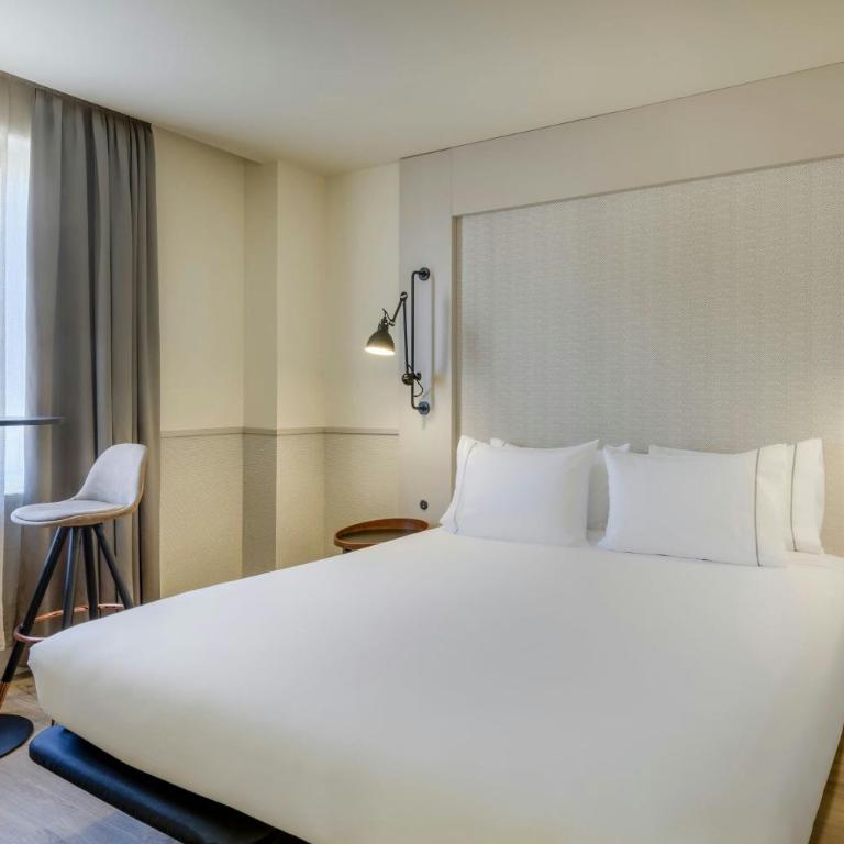 AC Hotel Los Vascos by Marriott - Standard, Guest room, 1 Queen - 2