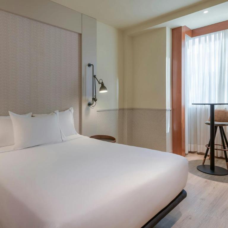 AC Hotel Los Vascos by Marriott - Standard, Guest room, 1 Queen - 4