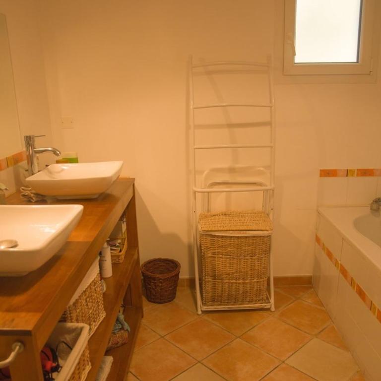 Gîte l échappée bleue Dromoise - maison - Maison 3 Chambres - 4