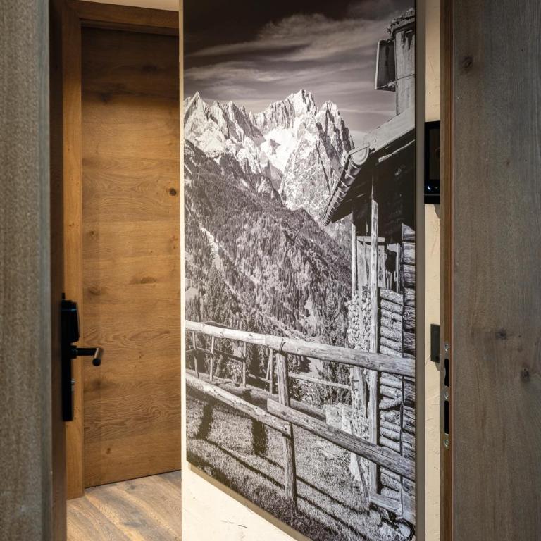 BergAlpine - Appartamento con 2 Camere da Letto, Balcone e Vista Montagna - 3