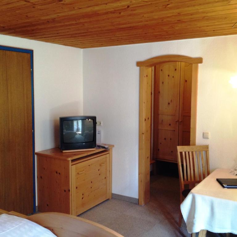 Kur- und Ferienhotel Haser - Standard Doppelzimmer - 6