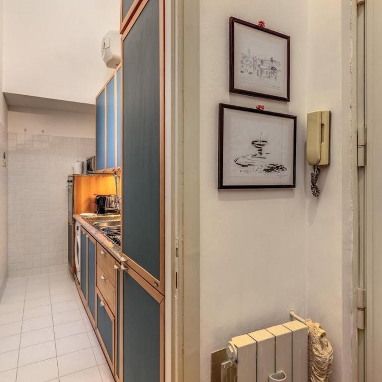 Corso Vittorio top location - Appartamento con 2 Camere da Letto - 12