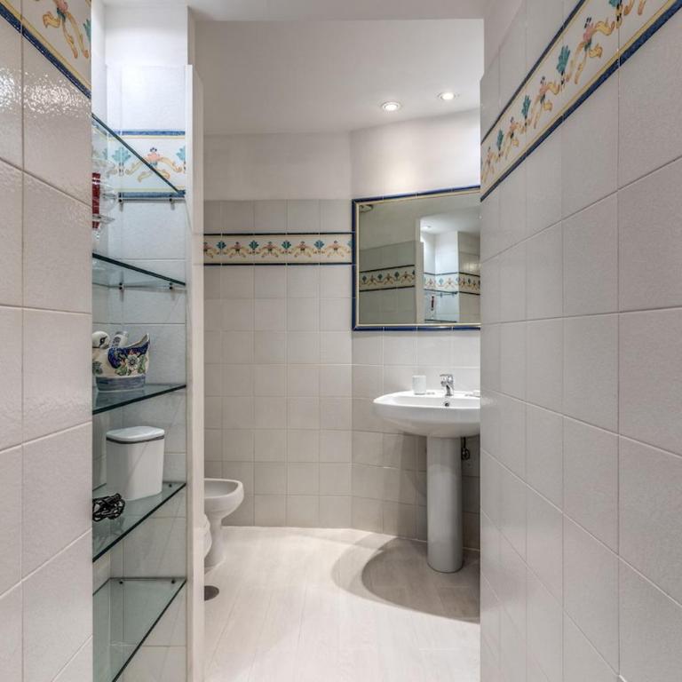 Corso Vittorio top location - Appartamento con 2 Camere da Letto - 28