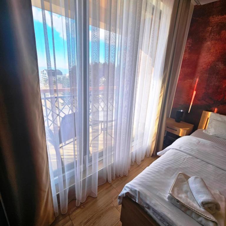 Residence Hill Lux - Studio with Balcony - 15