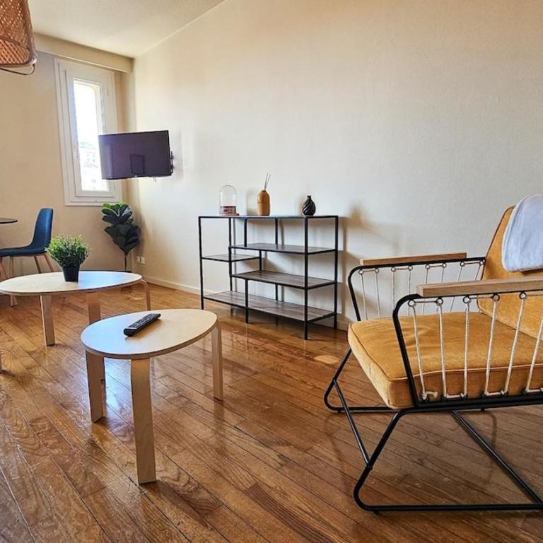 La Comète 4 Bedroom WiFi TV - Appartamento con 4 Camere da Letto - 15