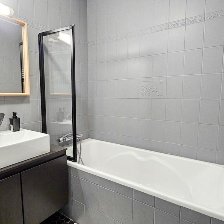 La Comète 4 Bedroom WiFi TV - Appartamento con 4 Camere da Letto - 52