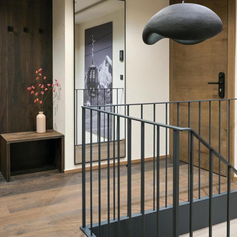 BergRetreat mit Sauna & Garten - Four-Bedroom Apartment with Sauna, Garden and Mountain View - 12