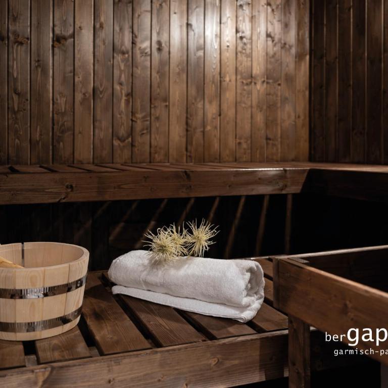 BergRetreat mit Sauna & Garten - Four-Bedroom Apartment with Sauna, Garden and Mountain View - 5