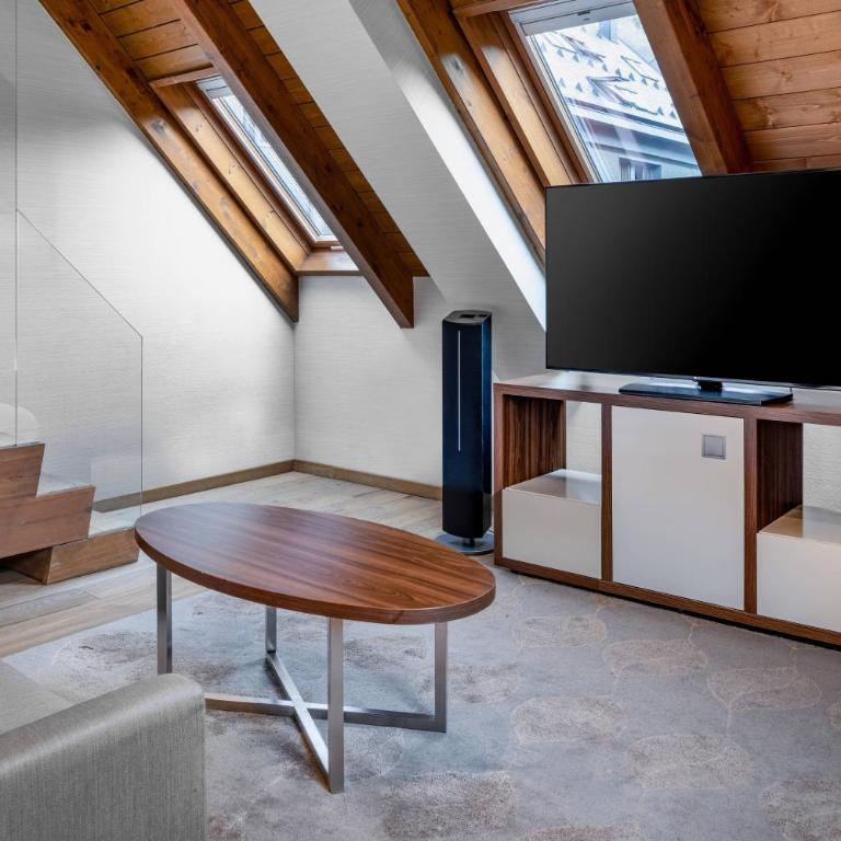 Hotel AC Baqueira Ski Resort, Autograph Collection - Suite Dúplex - 4
