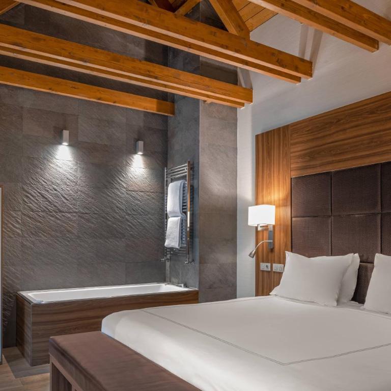 Hotel AC Baqueira Ski Resort, Autograph Collection - Suite Dúplex - 8