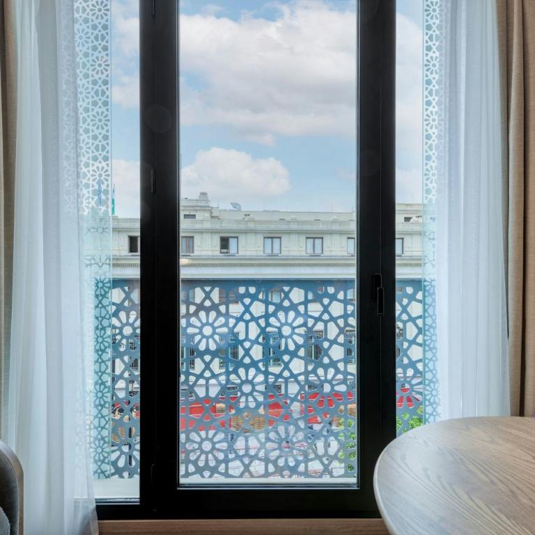 Querencia de Sevilla, Autograph Collection - Gran Deluxe King Room with City View - 7