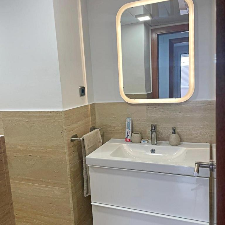 Precioso piso - 1ª línea de mar - Apartamento de 2 dormitorios - 33