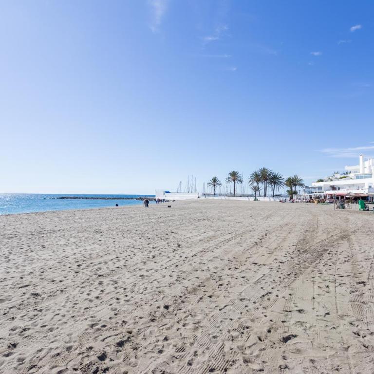 7A MTR - Marbella Temporary Rent Apto 2 Dormitorios Sea View - Two-Bedroom Apartment with Balcony and Sea View - 5