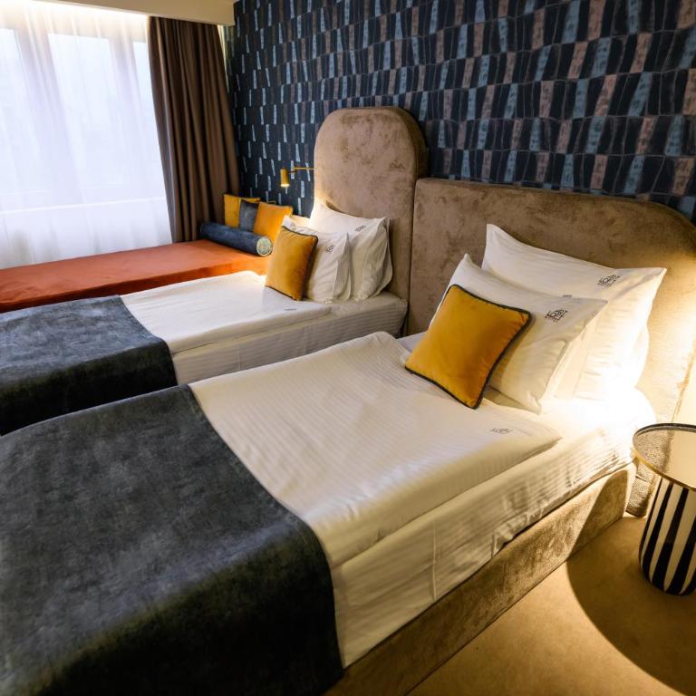 ArtLoft Garni Hotel - Superior Trokrevetna Soba - 4