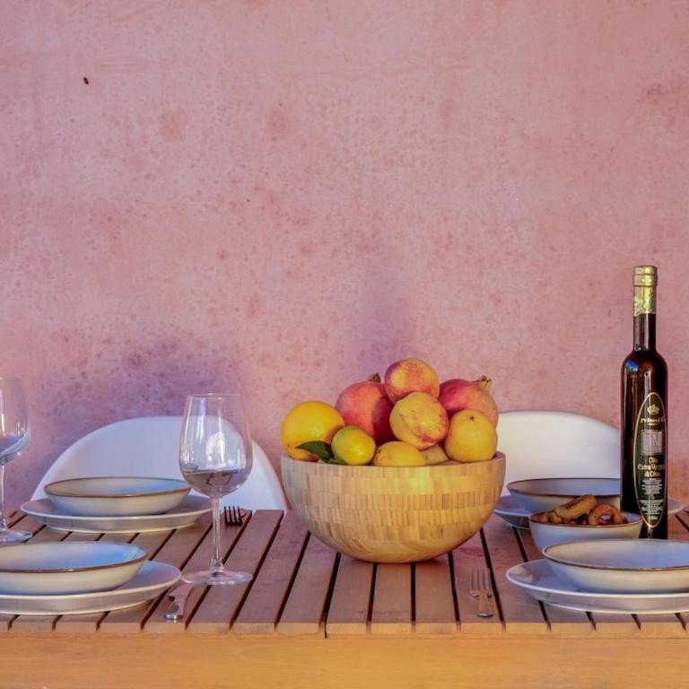 Antique Villa, Casa Rosa - 3 bed, 2 bath with pool - Casa con 3 Camere da Letto - 28