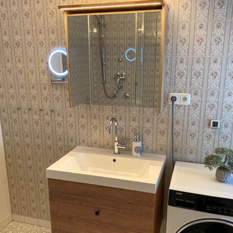 Haus Breitenberg im Allgäu - inklusive Bergbahnen und Skipass - Apartment mit 1 Schlafzimmer, Balkon und Bergblick - 4