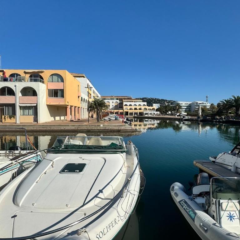 La Goelette T3 rayonnant parking 6 pers max - Appartement 3 Chambres - 23