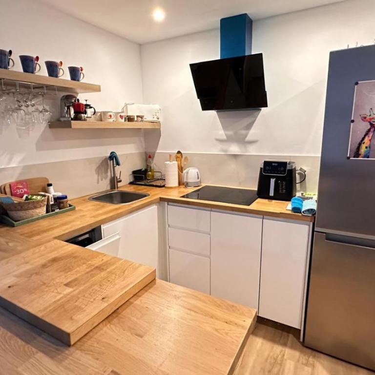 Air-Conditioned, Remarkably Beautiful Apartment, Fibre Wi-Fi, Pool - Apartamento de 1 dormitorio - 9