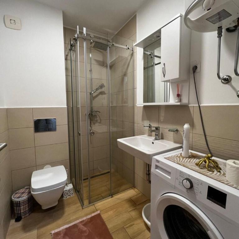 Studio - One-Bedroom Apartment - 8