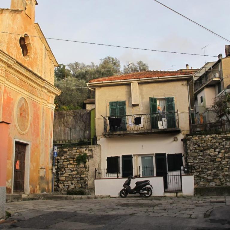 Ligurisches Rustico, umgeben von Olivenhainen am Dorfrand - Casa con 2 Camere da Letto - 8