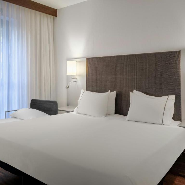 AC Hotel by Marriott Pisa - Camera Standard con Letto King Size e Letto Singolo a Scomparsa - 2
