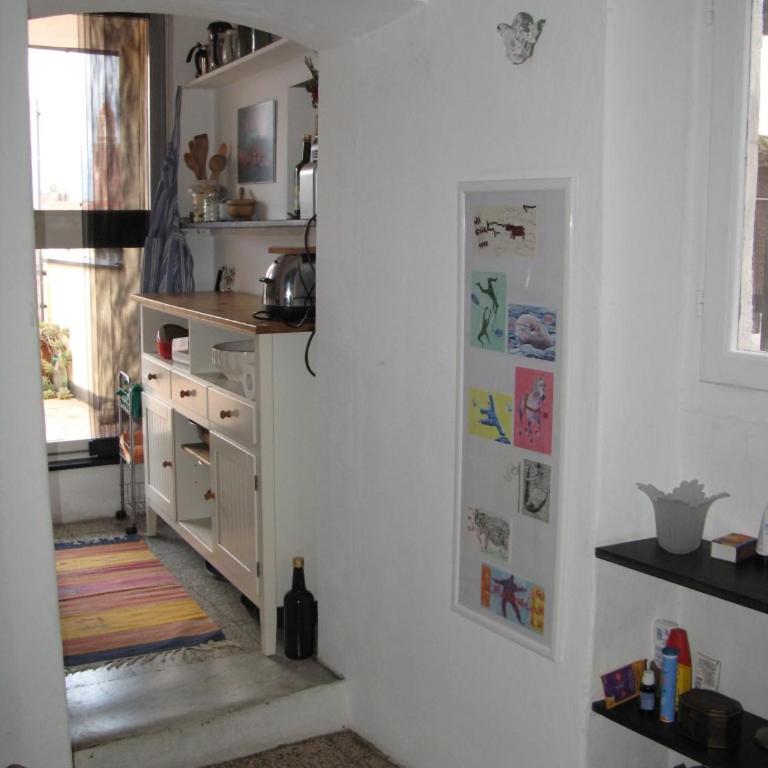 Ligurisches Rustico, umgeben von Olivenhainen am Dorfrand - Casa con 2 Camere da Letto - 23
