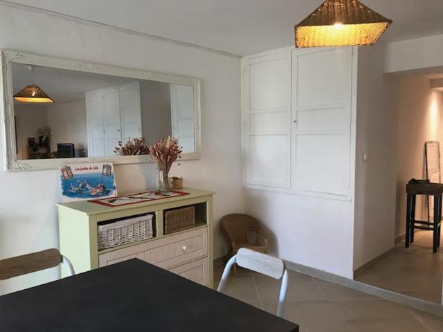 Aqui siem ben - Two-Bedroom Apartment - 35