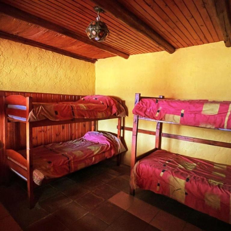 Hostal del Cabo - Bed in 6-Bed Mixed Dormitory Room - 1