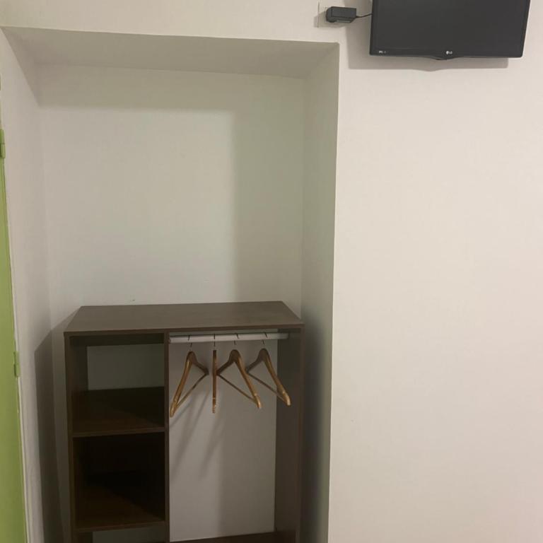 Le Manteau Bleu - Chambre Double avec Salle de Bains Privative - 3