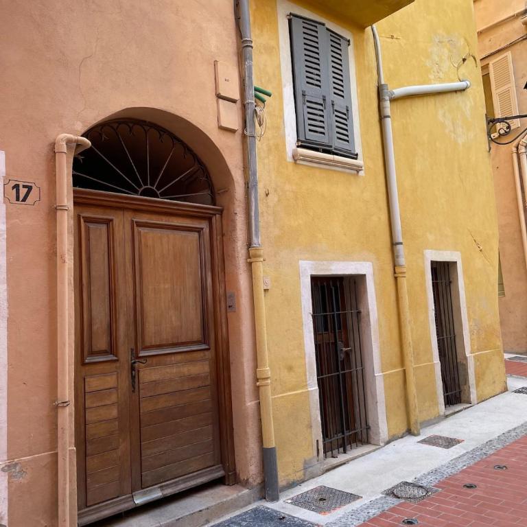 Appartement vue mer Menton vieille ville - Apartment with Sea View - 11