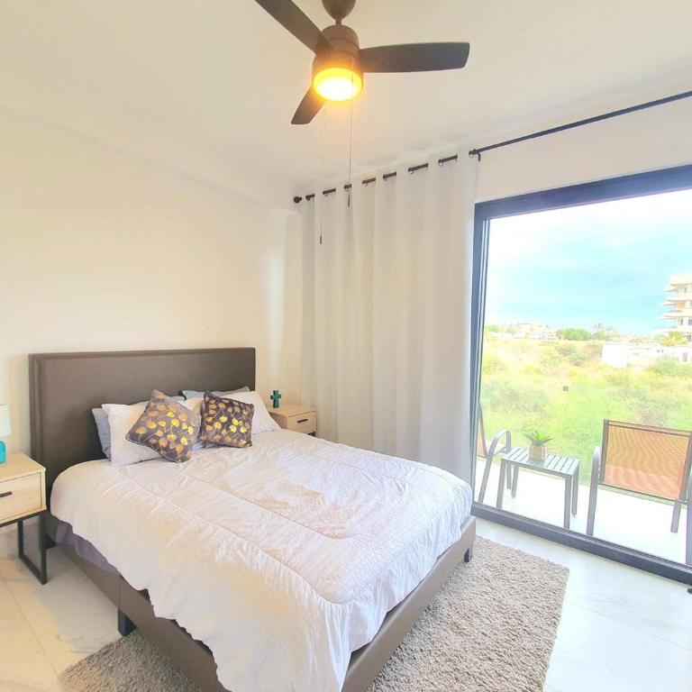 Amaterra 304D Seaside Luxe Condo - Apartamento de 2 dormitorios con balcón - 15