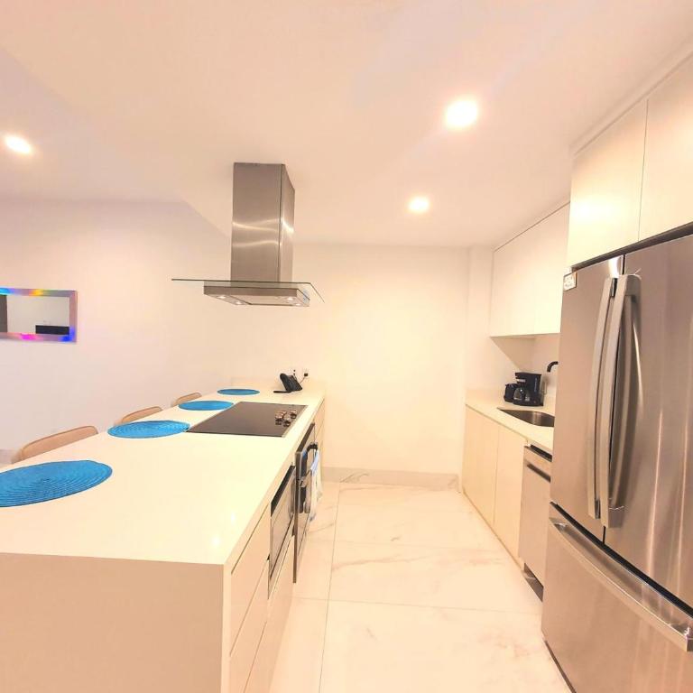 Amaterra 304D Seaside Luxe Condo - Apartamento de 2 dormitorios con balcón - 3
