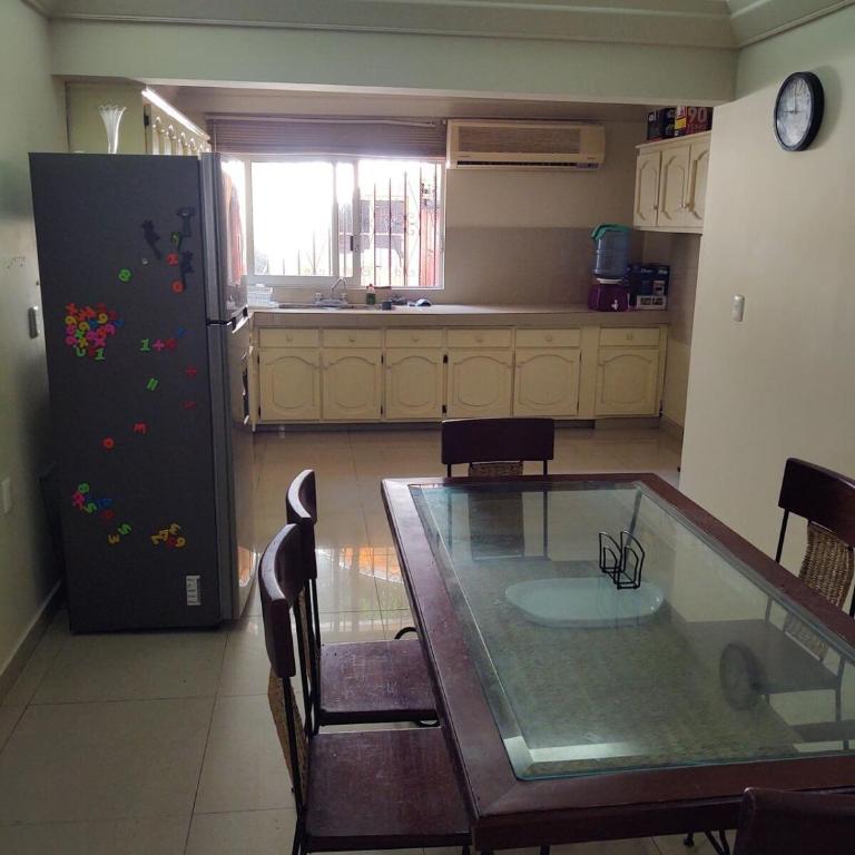 Casa Grande Céntrico cerca del Malecón - One-Bedroom House - 38