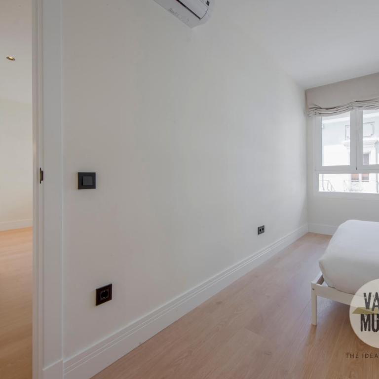 Malasaña acogedora para 4, ven a San Bernardo 20 E3 - Apartamento de 1 dormitorio - 20
