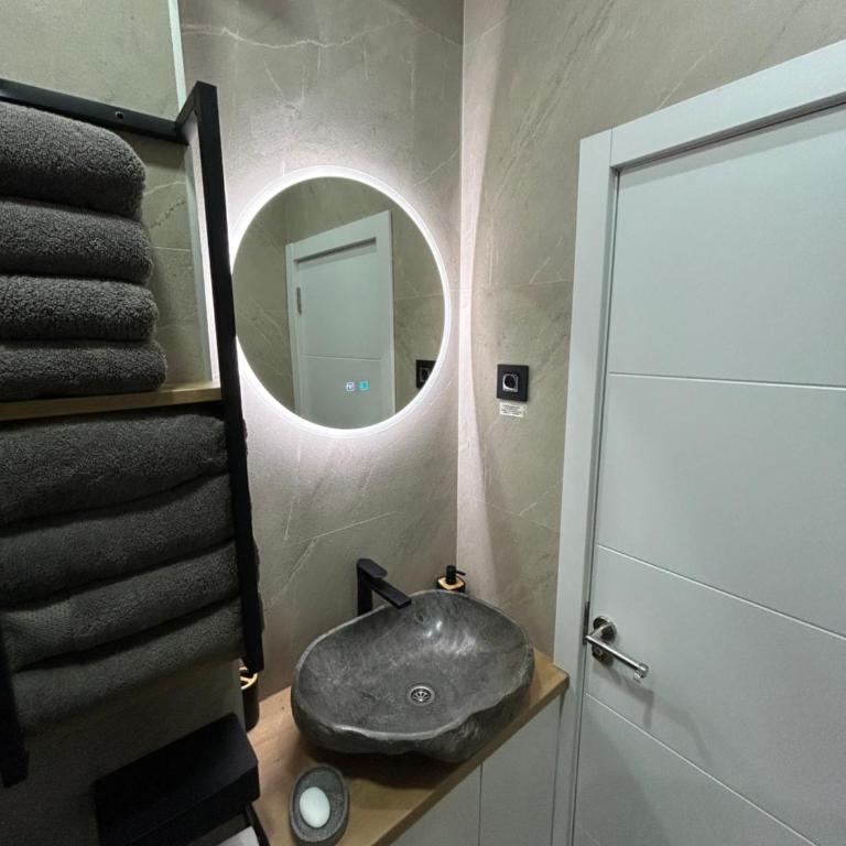 Central Elegance - Apartman sa 2 Spavaće Sobe - 17