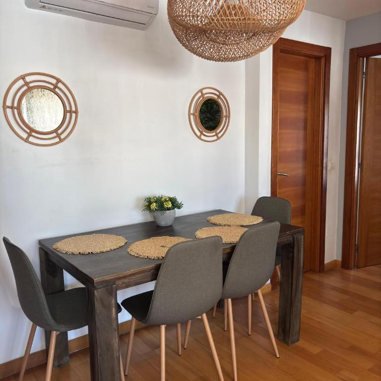 Cozy Flat Close to City Center - Apartamento de 2 dormitorios con vistas a la ciudad - 3