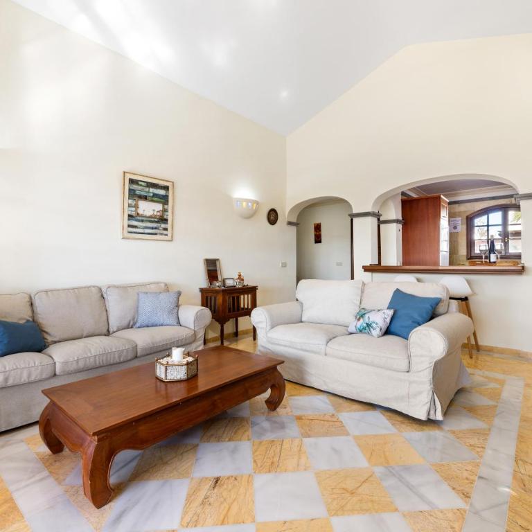 VILLA HELEN - Two-Bedroom Villa - 4