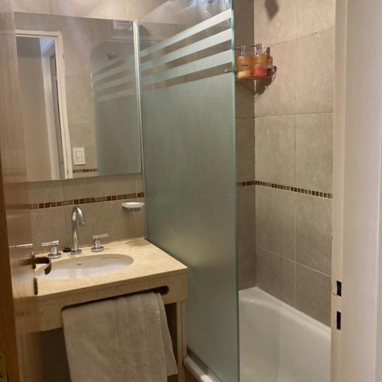 Departamento cerca del rio y Bv Oroño - Apartamento de 1 dormitorio - 3