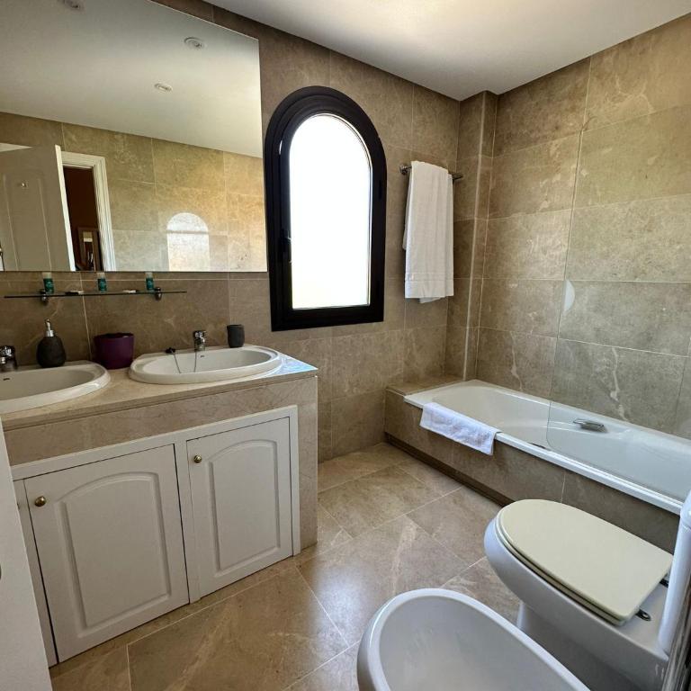 Residencial Marina Duquesa - Apartamento de 2 dormitorios - 32