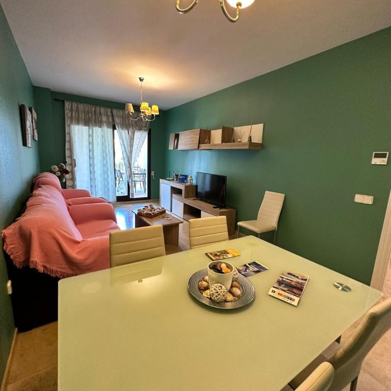 Residencial Marina Duquesa - Apartamento de 2 dormitorios - 35