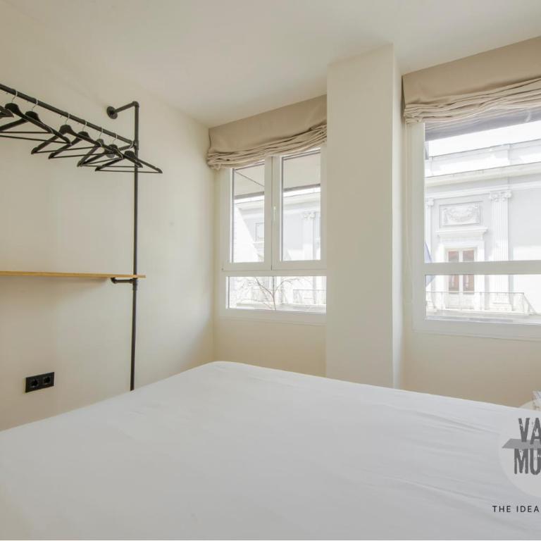 Malasaña encantadora para 6, ven a San Bernardo 20 E3 - Two-Bedroom Apartment - 23