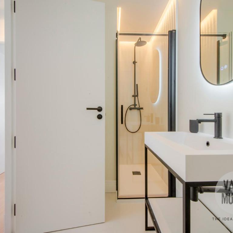 Malasaña encantadora para 6, ven a San Bernardo 20 E3 - Two-Bedroom Apartment - 13