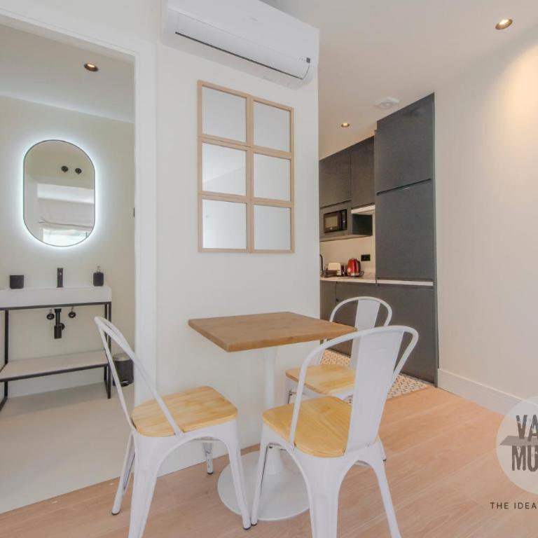 Malasaña encantadora para 6, ven a San Bernardo 20 E3 - Two-Bedroom Apartment - 10