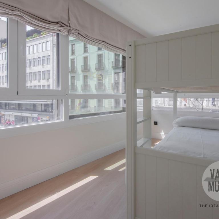 Malasaña encantadora para 6, ven a San Bernardo 20 E3 - Two-Bedroom Apartment - 26