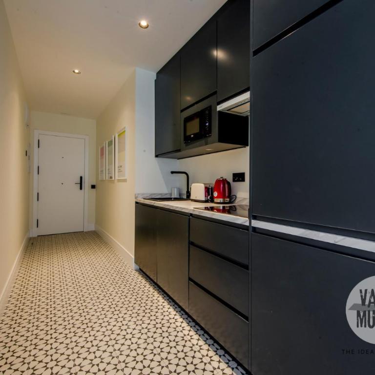 Malasaña encantadora para 6, ven a San Bernardo 20 E3 - Two-Bedroom Apartment - 15