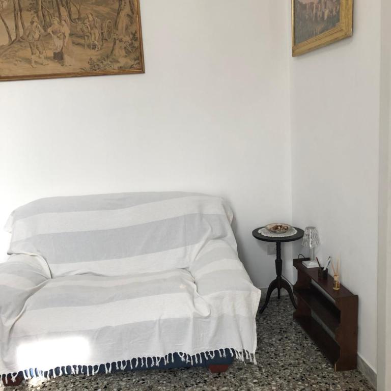 MAYU'S HOUSE , Dimora nel centro storico di Lecce - Casa con 2 Camere da Letto - 85