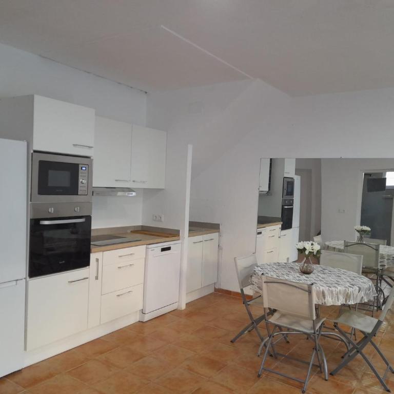 Spacious chalet on golf course - Chalet - 16